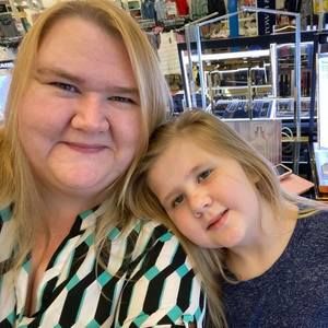 Meet your Posher, Charmaine